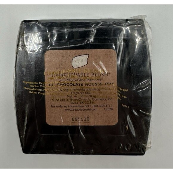 BeautiControl Unbelievable Blush Chocolate Mousse 6844 Brush & Mirror Compact - Picture 6 of 6
